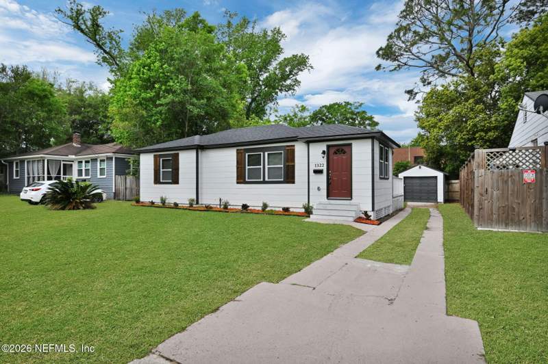 2 bedroom Single Family Residence at 1322 Macarthur Street, Victory Park, Jacksonville — photo 2