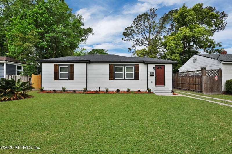 2 bedroom Single Family Residence at 1322 Macarthur Street, Victory Park, Jacksonville — photo 3