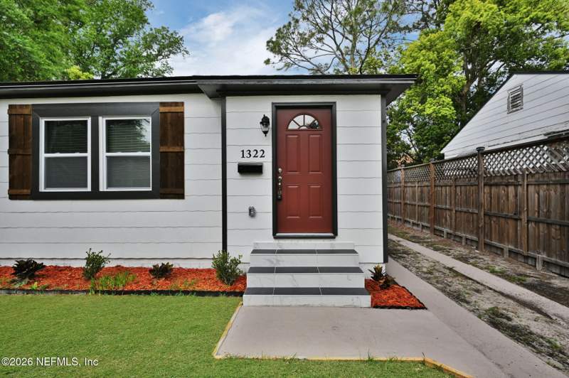 2 bedroom Single Family Residence at 1322 Macarthur Street, Victory Park, Jacksonville — photo 5