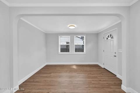 1322 Macarthur Street, Jacksonville FL - photo 7 of 33