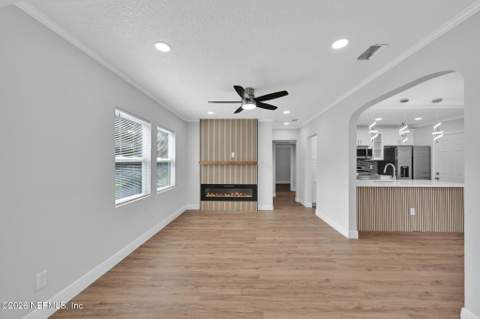 1322 Macarthur Street, Jacksonville FL - photo 9 of 33
