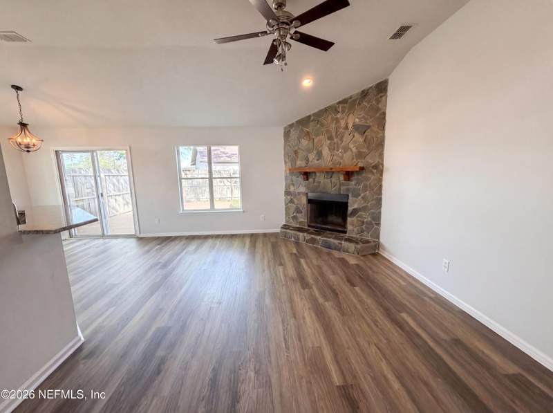 3 bedroom Single Family Residence at 12301 Burning Embers Lane, The Landing At Cross Creek, Jacksonville — photo 3
