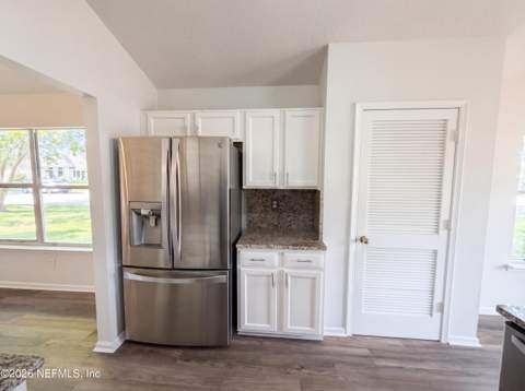 12301 Burning Embers Lane, Jacksonville FL - photo 9 of 26