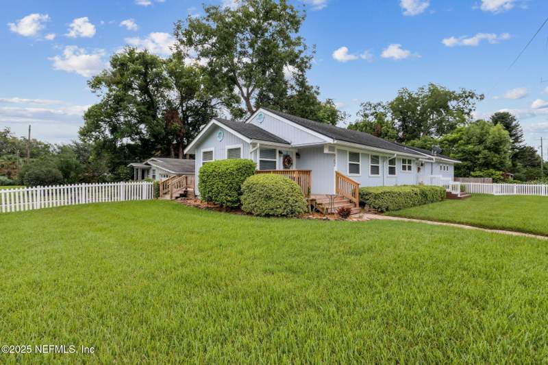 4 bedroom Single Family Residence at 4252 Lexington Avenue, Lakeside Park, Jacksonville — photo 5