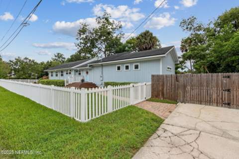 4252 Lexington Avenue, Jacksonville FL - photo 6 of 47