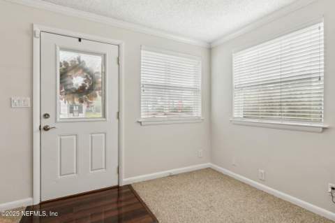 4252 Lexington Avenue, Jacksonville FL - photo 11 of 47