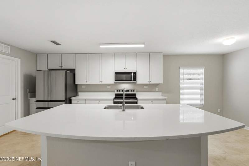 4 bedroom Single Family Residence at 12563 Creekside Manor Drive, Creekside Manor, Jacksonville — photo 4