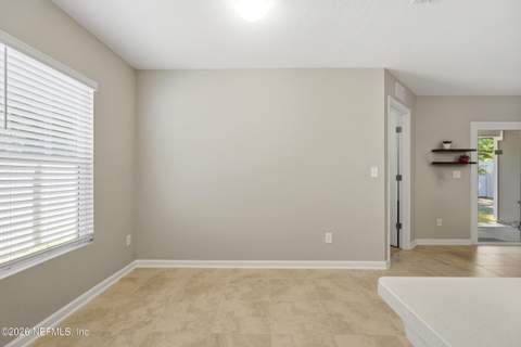 12563 Creekside Manor Drive, Jacksonville FL - photo 10 of 27
