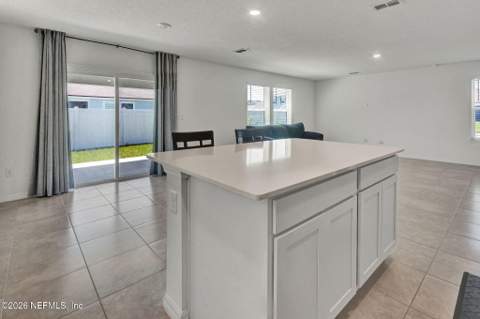 5514 Bullseye Circle, Jacksonville FL - photo 10 of 30