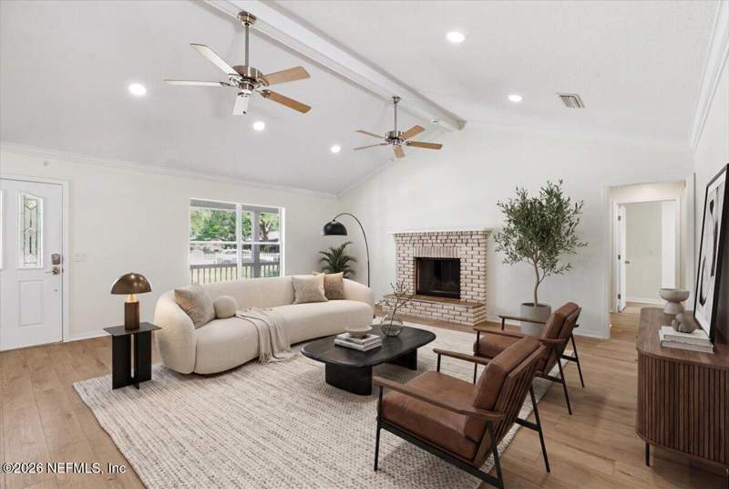 4 bedroom Single Family Residence at 8180 Sarcee Trail, Indian Trails, Jacksonville — photo 2