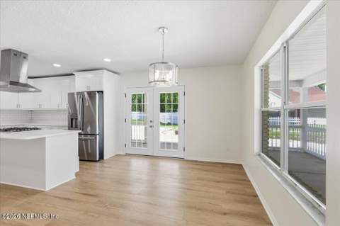 8180 Sarcee Trail, Jacksonville FL - photo 7 of 21