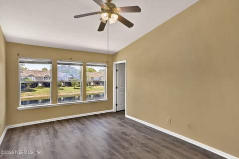 7518 Red Crane Lane, Jacksonville FL - photo 17 of 34