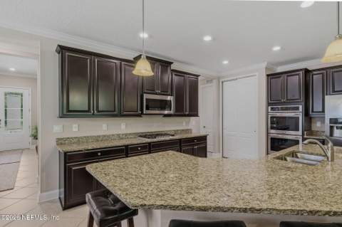753 Aspen Leaf Drive, Jacksonville FL - photo 12 of 54