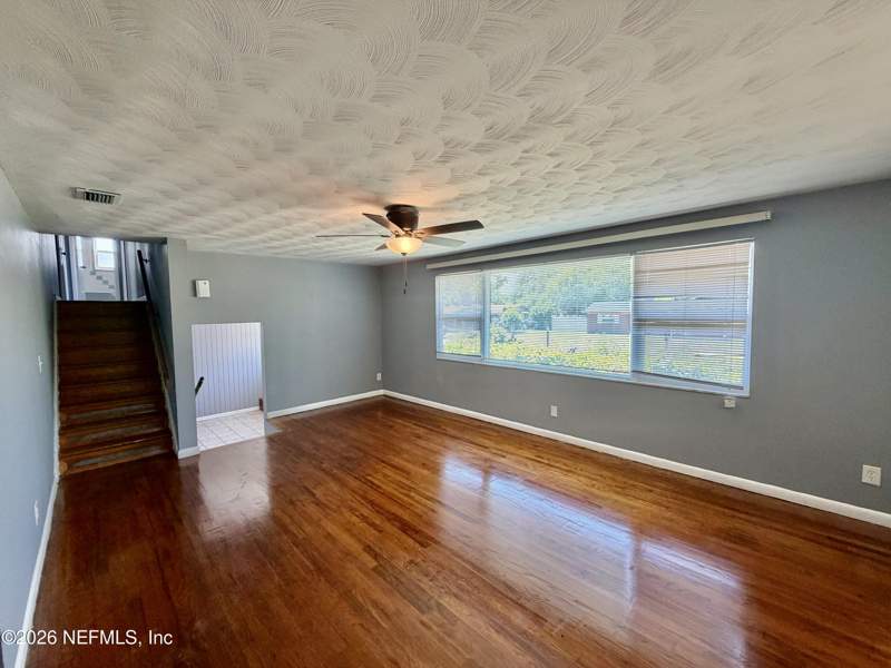 4 bedroom Single Family Residence at 2421 St Leger Drive, Lake Park Estates, Jacksonville — photo 4