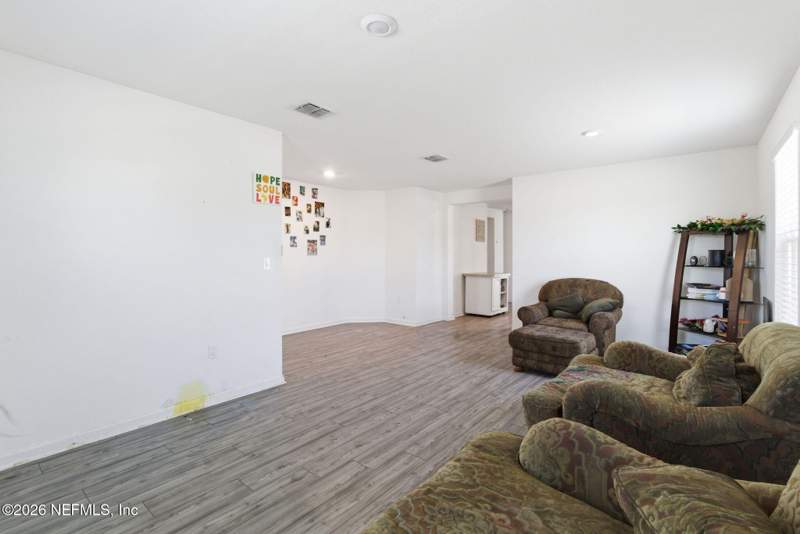 4 bedroom Single Family Residence at 5979 Crosby Lake Way, Lakes At Woodlawn, Macclenny — photo 4