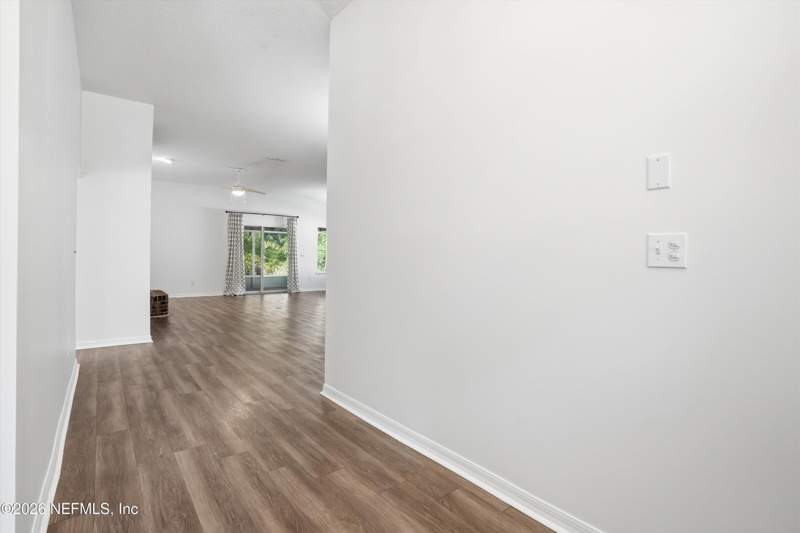 3 bedroom Single Family Residence at 717 Lockwood Lane, Julington Creek, St. Johns — photo 4
