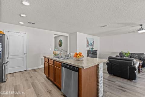 2422 Sotterley Lane, Jacksonville FL - photo 15 of 41