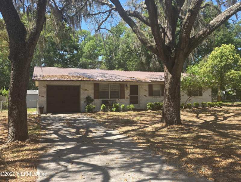 3 bedroom Single Family Residence at 465 SW Nightingale Street, Sunrise Park, Keystone Heights — photo 1