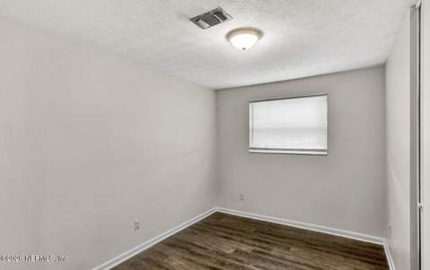5013 Chivalry Drive, Jacksonville FL - photo 8 of 15