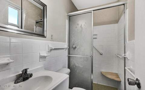 5013 Chivalry Drive, Jacksonville FL - photo 9 of 15