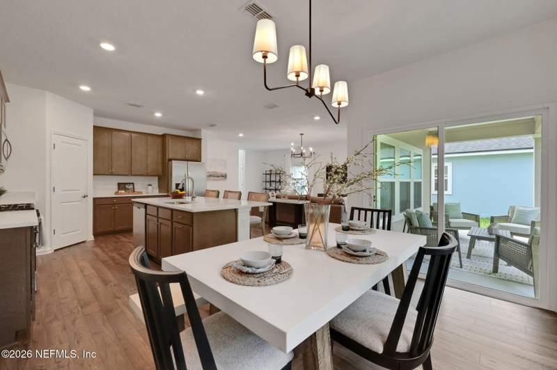 4 bedroom Single Family Residence at 5716 Lagoon Cruise Way, Diamond Springs, Jacksonville — photo 5