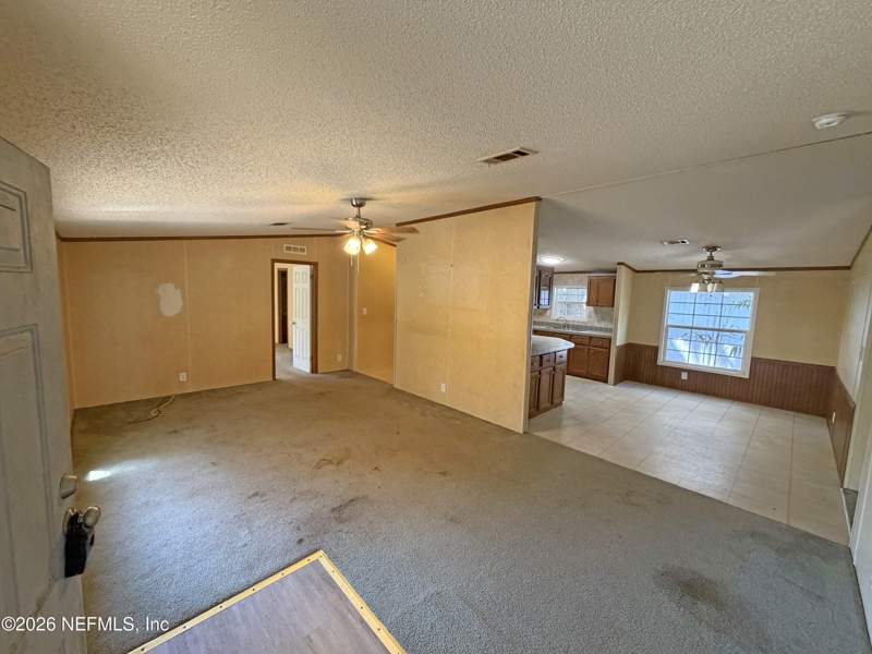 3 bedroom Manufactured Home at 120 Peach Avenue, Hawthorne, Hawthorne — photo 3