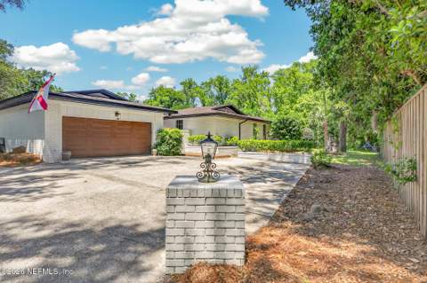 10440 Sylvan Lane, Jacksonville FL - photo 7 of 76