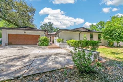 10440 Sylvan Lane, Jacksonville FL - photo 8 of 76