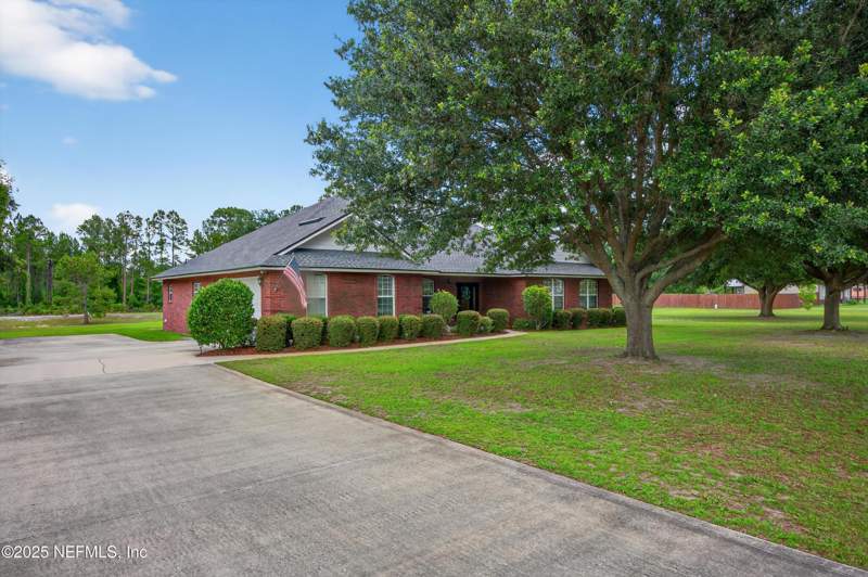 4 bedroom Single Family Residence at 7349 W Smooth Bore, Cannon Heights, Glen St. Mary — photo 3