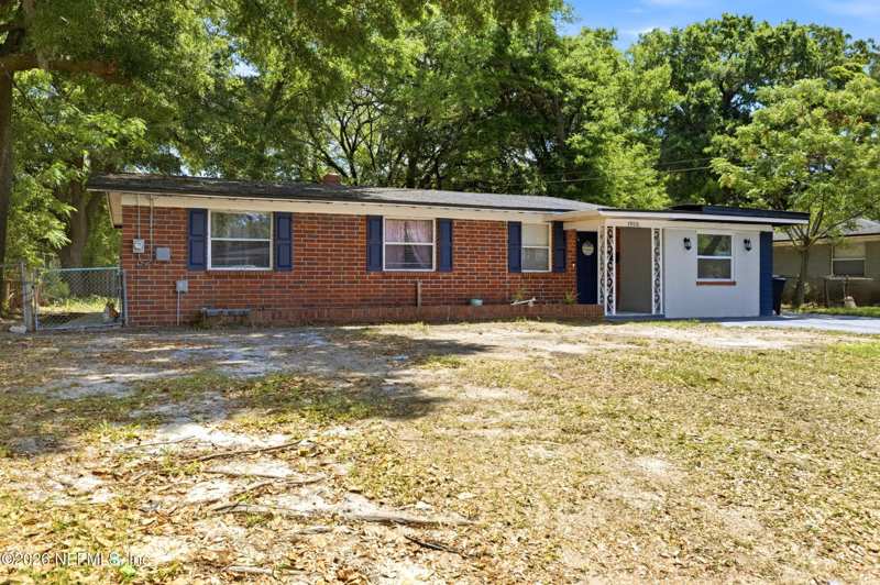 4 bedroom Single Family Residence at 1955 Layton Road, Arlington Hills, Jacksonville — photo 1