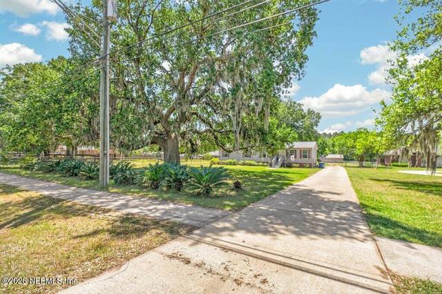 Dinsmore Garden City