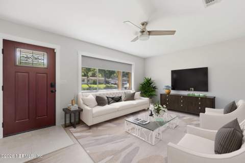 2904 E Loran Drive, Jacksonville FL - photo 7 of 40