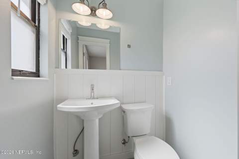 2904 E Loran Drive, Jacksonville FL - photo 18 of 40