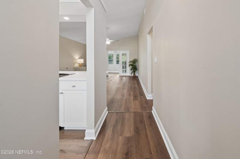 3 bedroom Single Family Residence at 950 S Lawrence Boulevard, Lakeview Highlands, Keystone Heights — photo 4