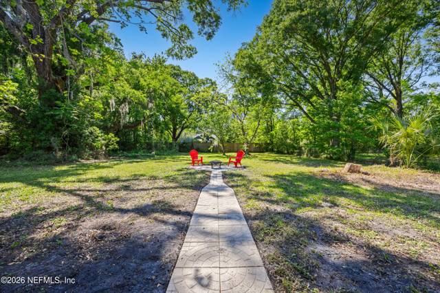 Mclaughlin Acres