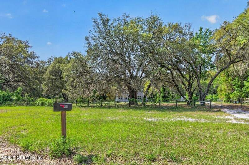 3 bedroom Single Family Residence at 461 Old Starke Road, Palatka, Palatka — photo 2