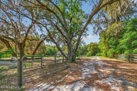 461 Old Starke Road, Palatka FL - photo 6 of 71