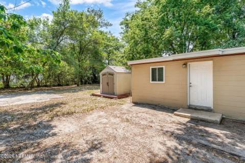 10501 Wooster Drive, Jacksonville FL - photo 16 of 19