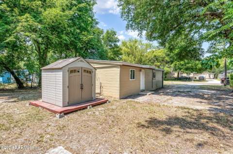 10501 Wooster Drive, Jacksonville FL - photo 17 of 19