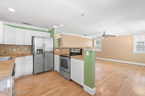 116 Oakland Avenue, San Mateo FL - photo 13 of 26