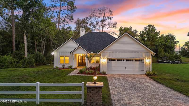 4 bedroom Single Family Residence at 128 Santa Rosa Street, Lakeside Hills, Florahome — photo 1