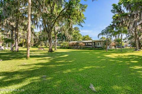 105 S Lake George Drive, Georgetown FL - photo 6 of 30