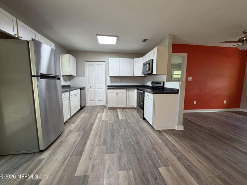 3 bedroom Single Family Residence at 1414 Roselle Avenue, Palatka, Palatka — photo 4