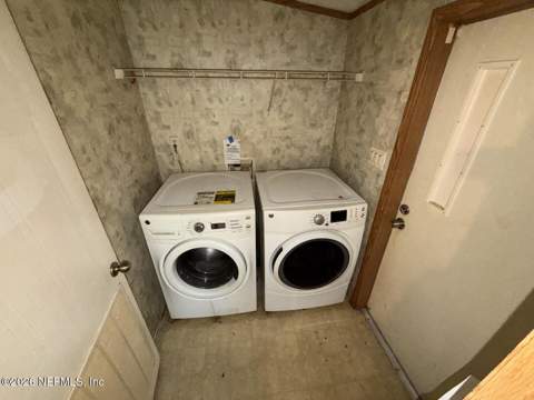 11530 Holton Lane, Jacksonville FL - photo 7 of 12