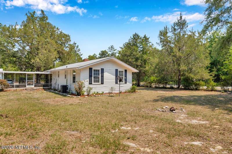 2 bedroom Single Family Residence at 166 Hernando Drive, Lakeside Hills, Florahome — photo 3