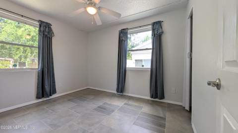 4065 Dellwood Avenue, Jacksonville FL - photo 19 of 30