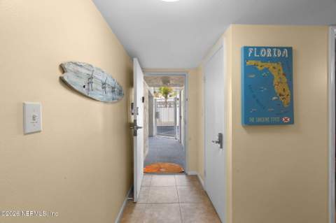 10 N 11th Avenue #102, Jacksonville Beach FL - photo 7 of 45