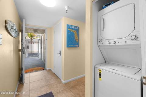 10 N 11th Avenue #102, Jacksonville Beach FL - photo 8 of 45