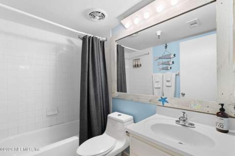10 N 11th Avenue #102, Jacksonville Beach FL - photo 9 of 45