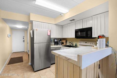 10 N 11th Avenue #102, Jacksonville Beach FL - photo 13 of 45